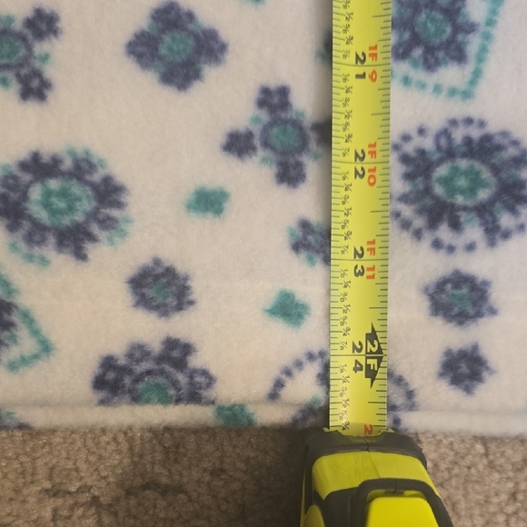 Cabin Creek Winter Floral Fleece in Blue and Green - Picture 10 of 15